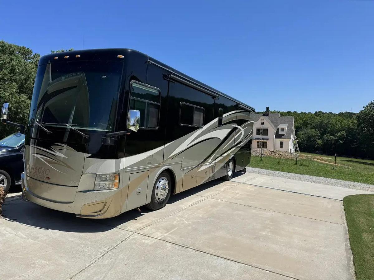 Used 2014 Tiffin Allegro RED 34QFA
