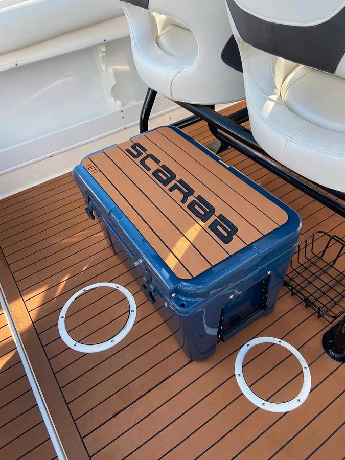 Used 1998 Scarab 302 Center Console