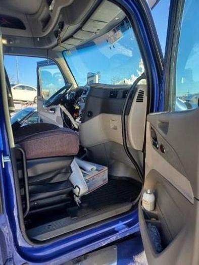 Used 2019 Peterbilt 579 Sleeper Semi Truck