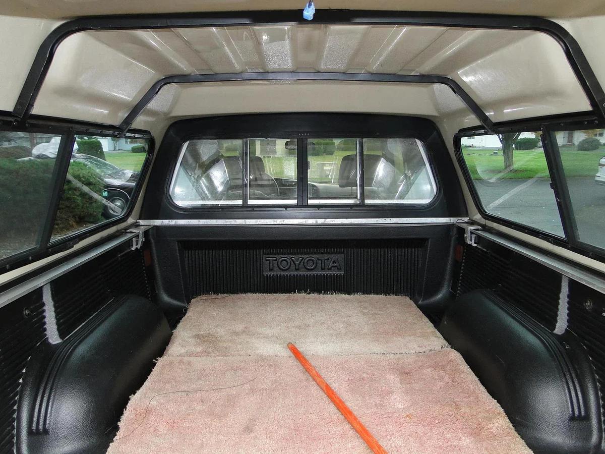 Used 1990 Toyota 4x4 Xtracab SR5 Pickup