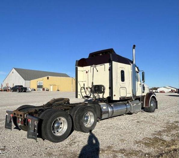 Used 2012 Freightliner Coronado 132