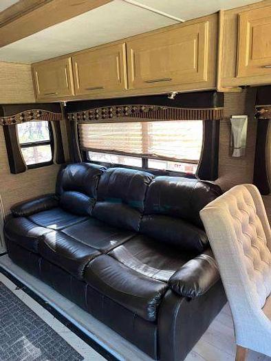 Used 2014 Coachmen Sportscoach 405FK