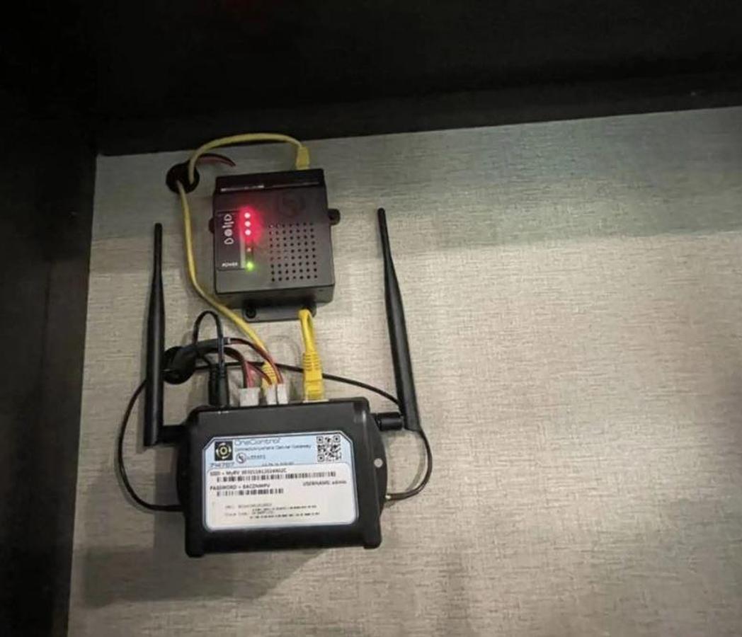 Used 2021 Grand Design MOMENTUM 376THS Fifth Wheel