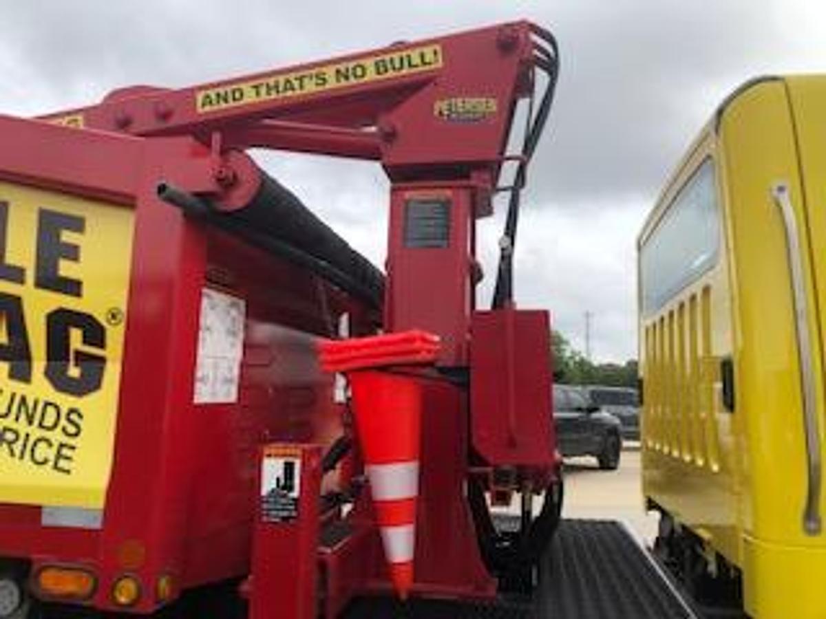 Used 2023 Freightliner Business Class M2 Grapple Truck