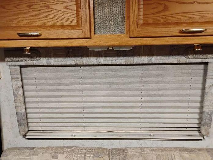 Used 2001 Itasca Sunrise 30W