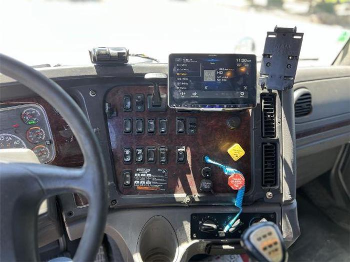 Used 2016 Freightliner Business Class M2 112