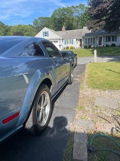 Used 2006 Ford Mustang GT Deluxe
