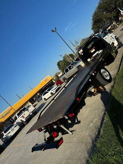 Used 2019 Chevrolet Silverado MD LT