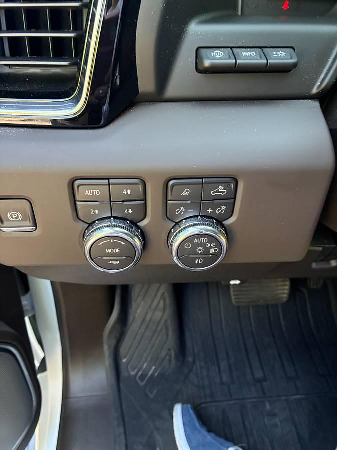 Used 2025 GMC Sierra 2500HD Denali Duramax 4WD
