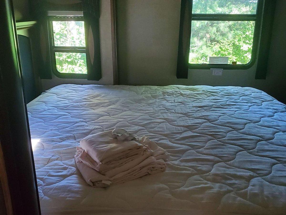 Used 2014 Jayco Seneca 36FK