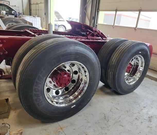 Used 1997 Freightliner FLB75