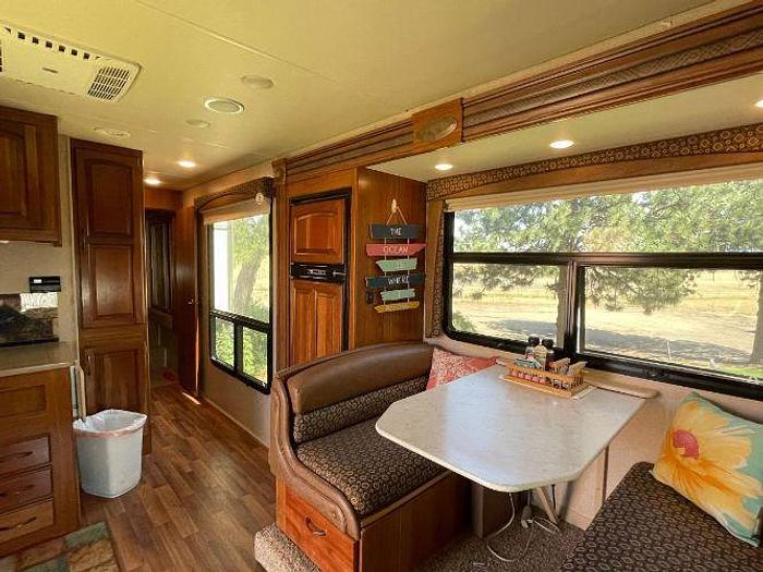 Used 2016 Jayco Greyhawk