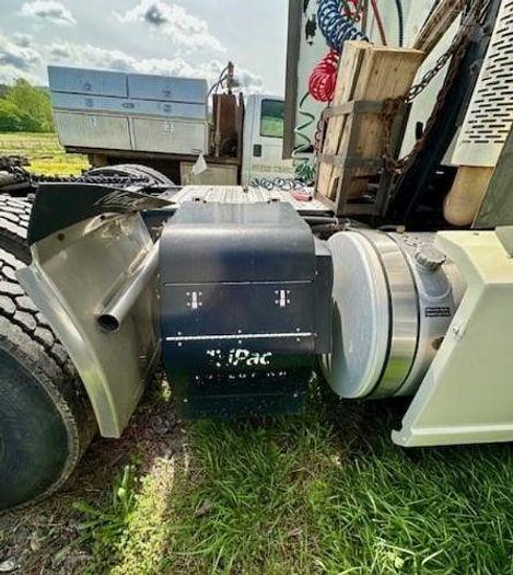 Used 2016 Mack Pinnacle CXU613