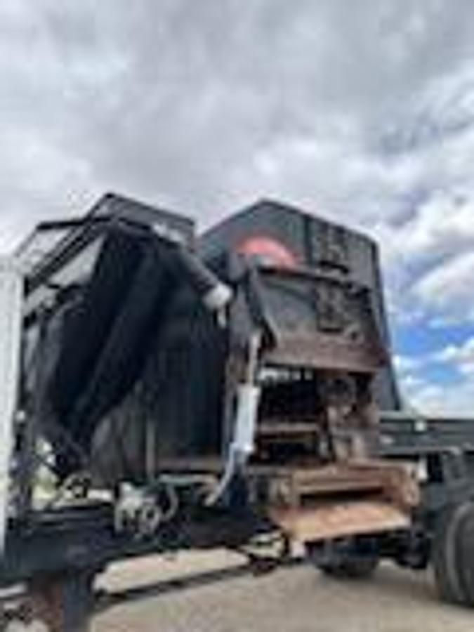 Used 2000 Freightliner FL80