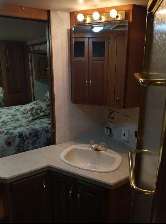 Used 2001 Holiday Rambler Ambassador Class A Motorhome