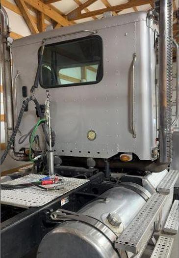 Used 2012 Freightliner Coronado 122 SD