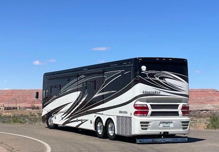 Used 2014 Tiffin Allegro Bus 45LP