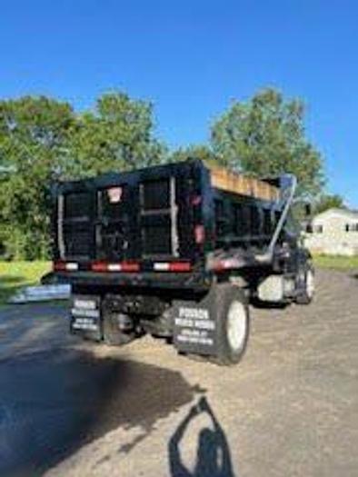 Used 2015 Freightliner BUSINESS CLASS M2 106