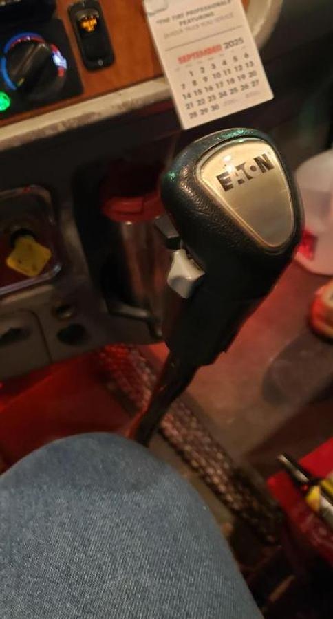 Used 2007 Peterbilt 379 EXHD Sleeper Semi Truck