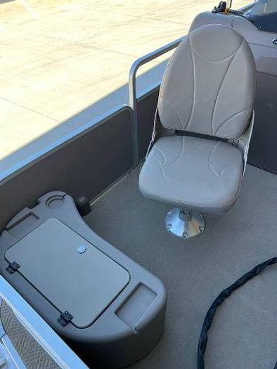 Used 2014 Premiere Leisure 200 Pontoon Boat