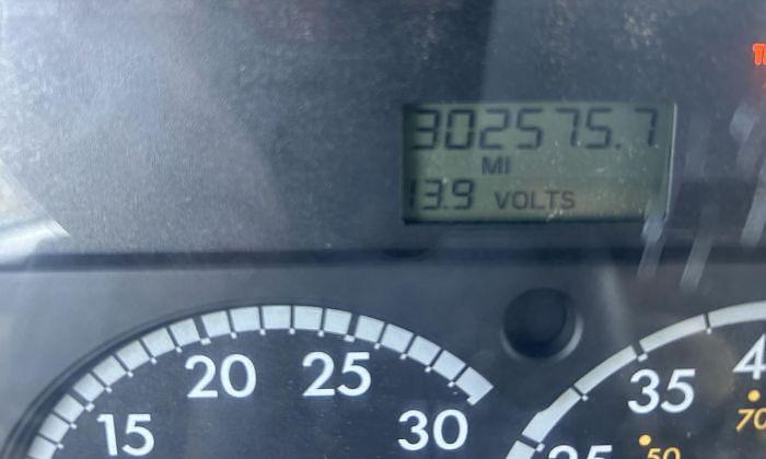 Used 2005 STERLING L9500