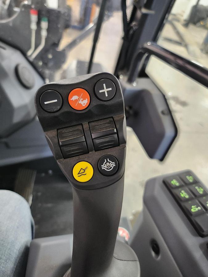 Used 2024 Bobcat L65