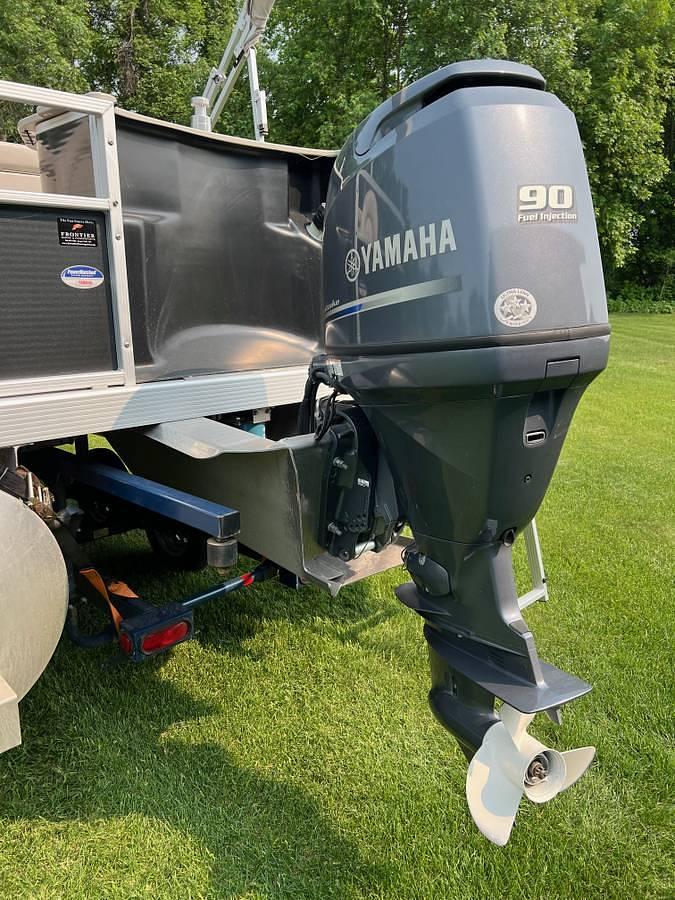 Used 2014 Bennington 22 SSX Pontoon