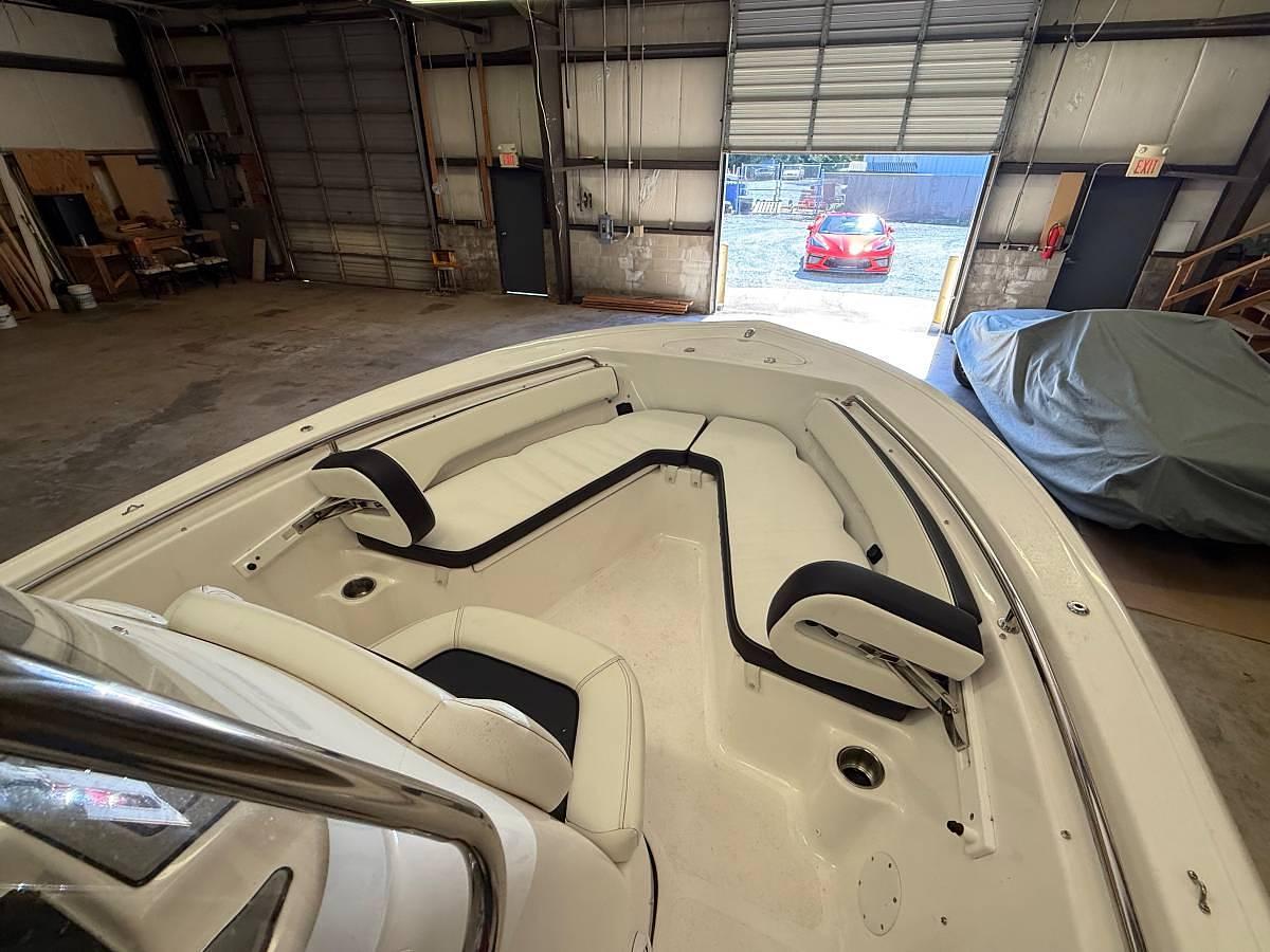 Used 2024 Tidewater 198CC Center Console Boat
