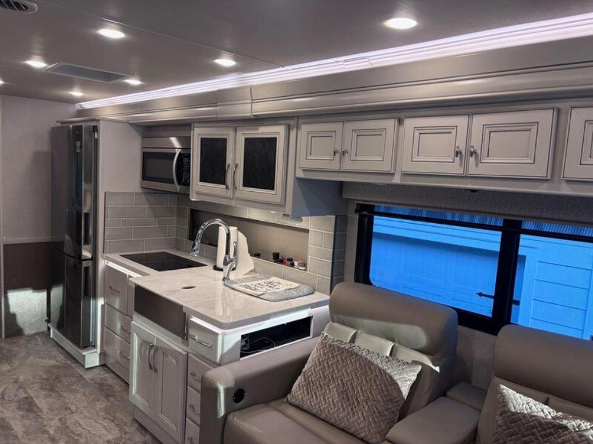 Used 2023 Holiday Rambler Nautica 33TL