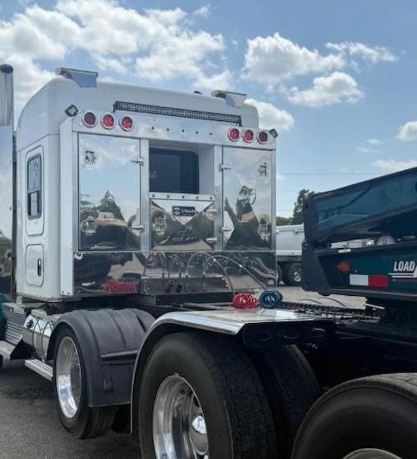 Used 2019 KENWORTH T800