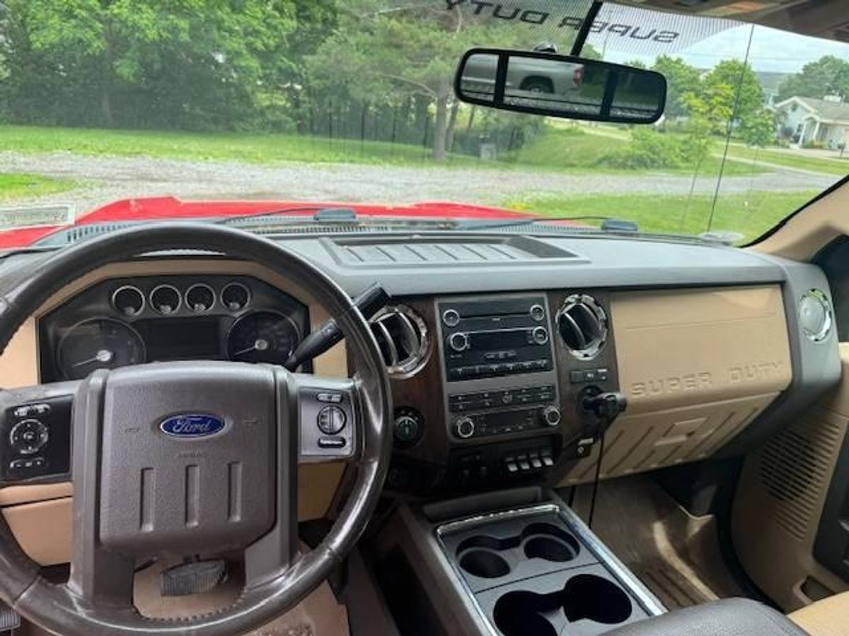 Used 2011 Ford F-250 Lariat 6.7L diesel