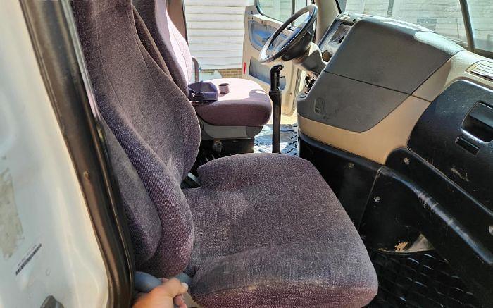 Used 2012 Freightliner Cascadia 125