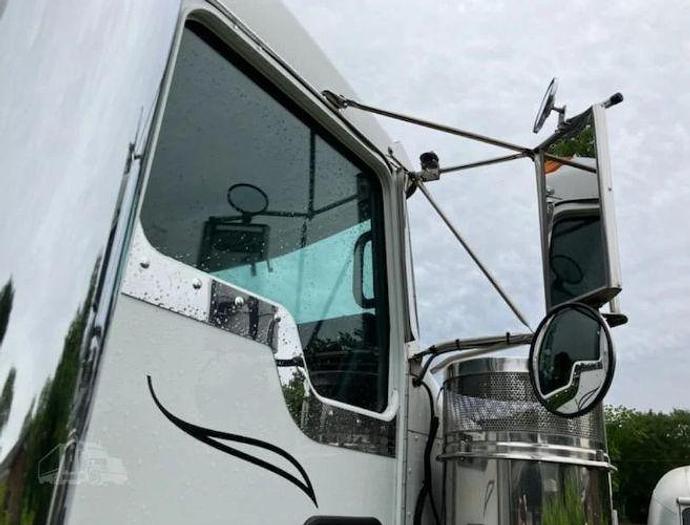 Used 2008 KENWORTH W900