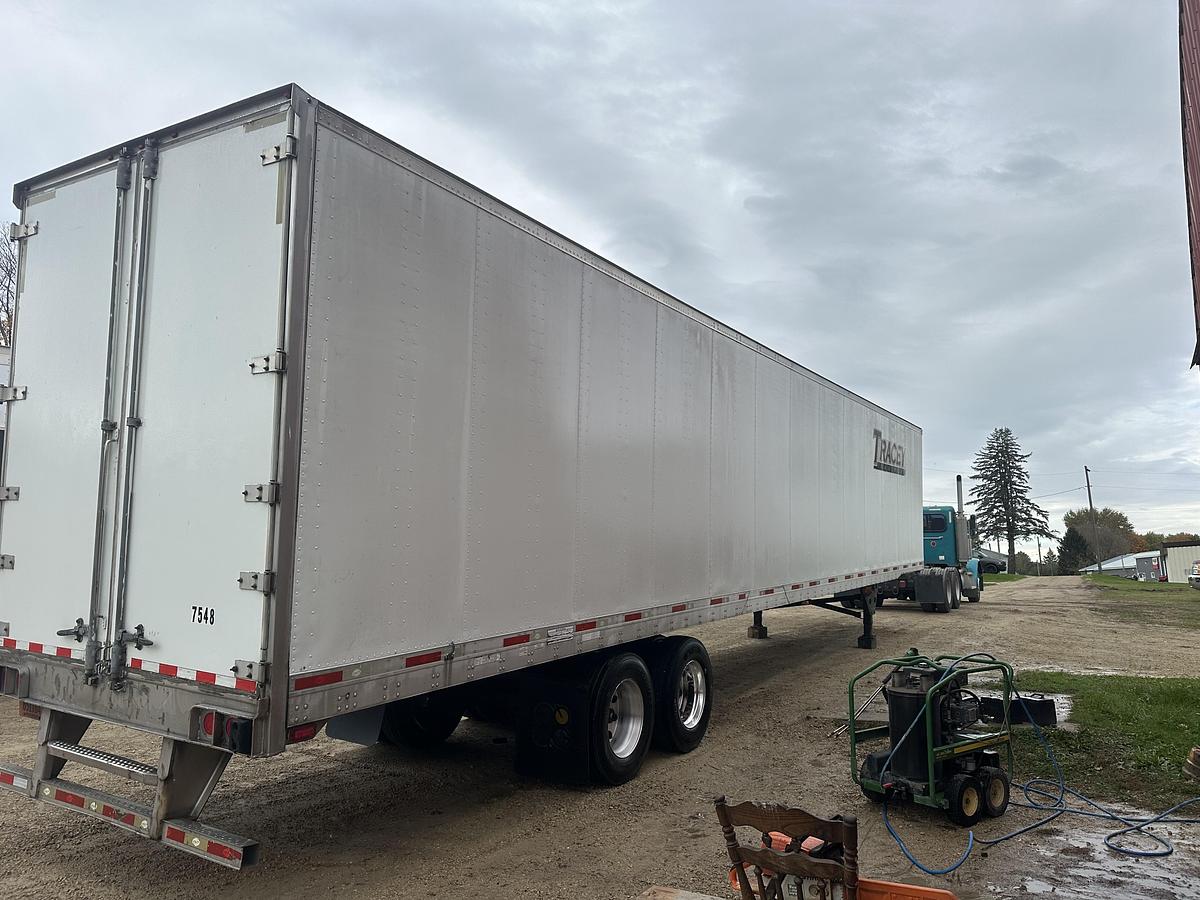 Used 2009 Utility 53′ Dry Van Trailer (5 Available)