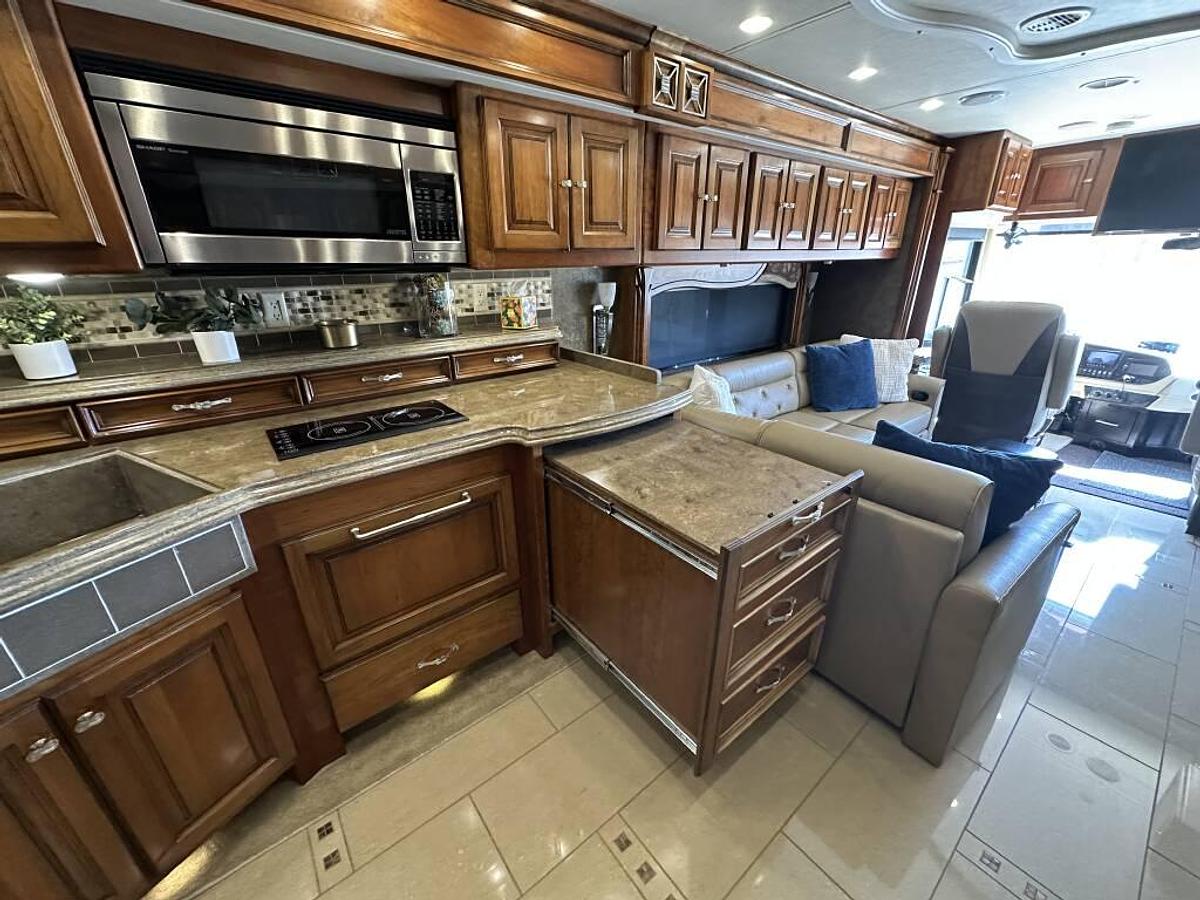 Used 2014 Tiffin Motorhomes Allegro Bus 45 LP