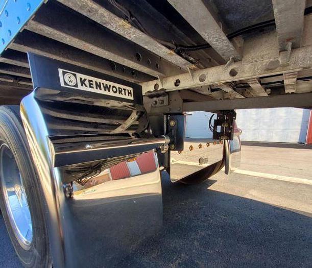 Used 1996 KENWORTH T800 and 2020 Great Dane Dry Van