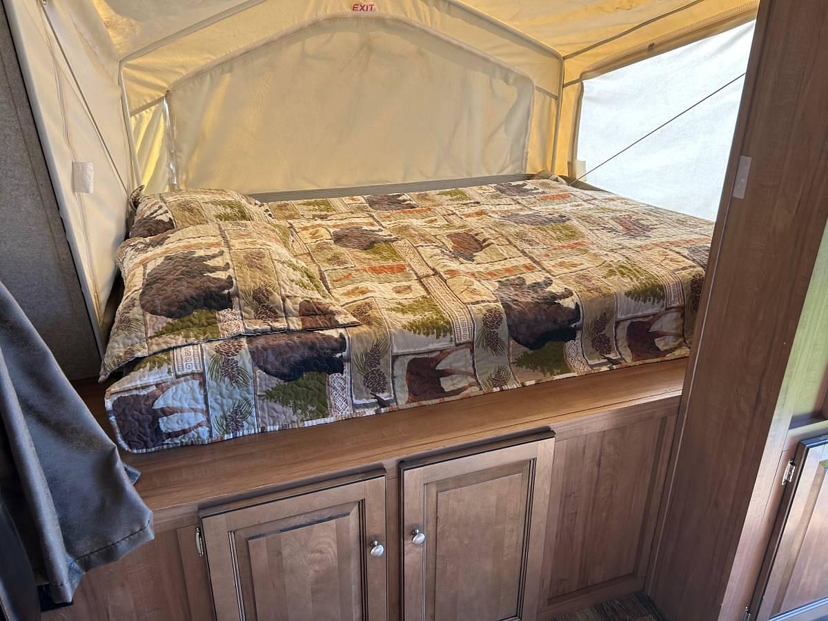 Used 2016 Forest River Rockwood Woo 23IKSS Travel Trailer