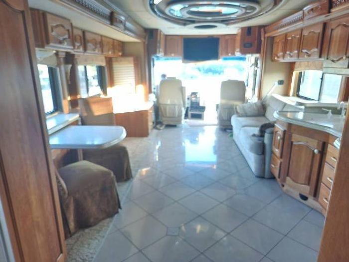 Used 2008 Monaco Signature Cambridge Custom