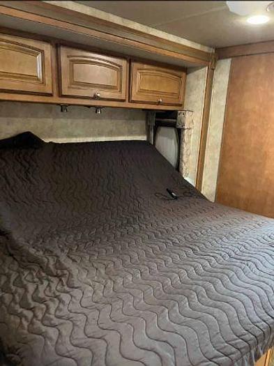 Used 2012 Winnebago Adventurer 37F