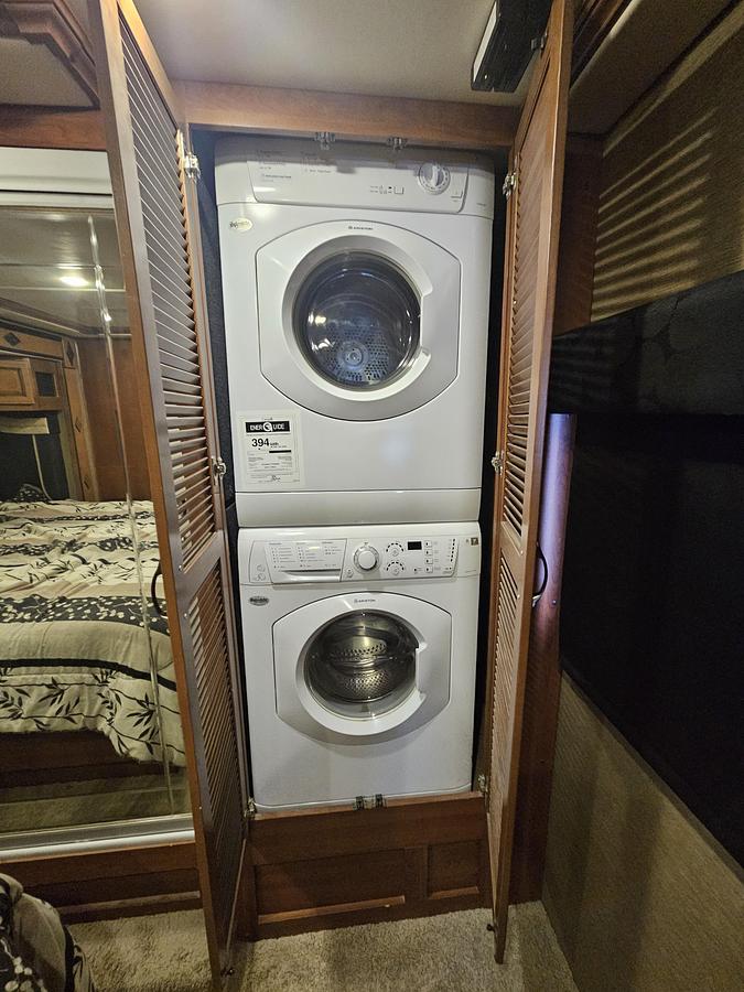 Used 2014 Fleetwood Expedition 40X