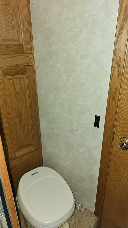 Used 2002 FeatherLite 8547 7x 21 ft