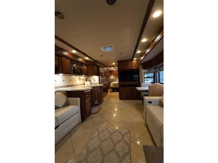 Used 2013 Itasca Meridian 36M