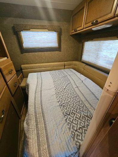 Used 2015 Thor Vegas 25.1