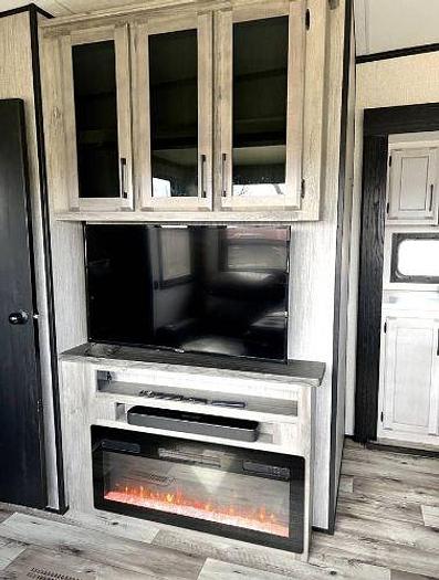 Used 2022 KZ Durango D348BHF