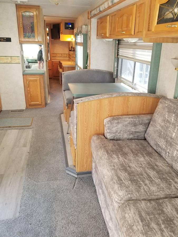 Used 2001 Condor R Vision