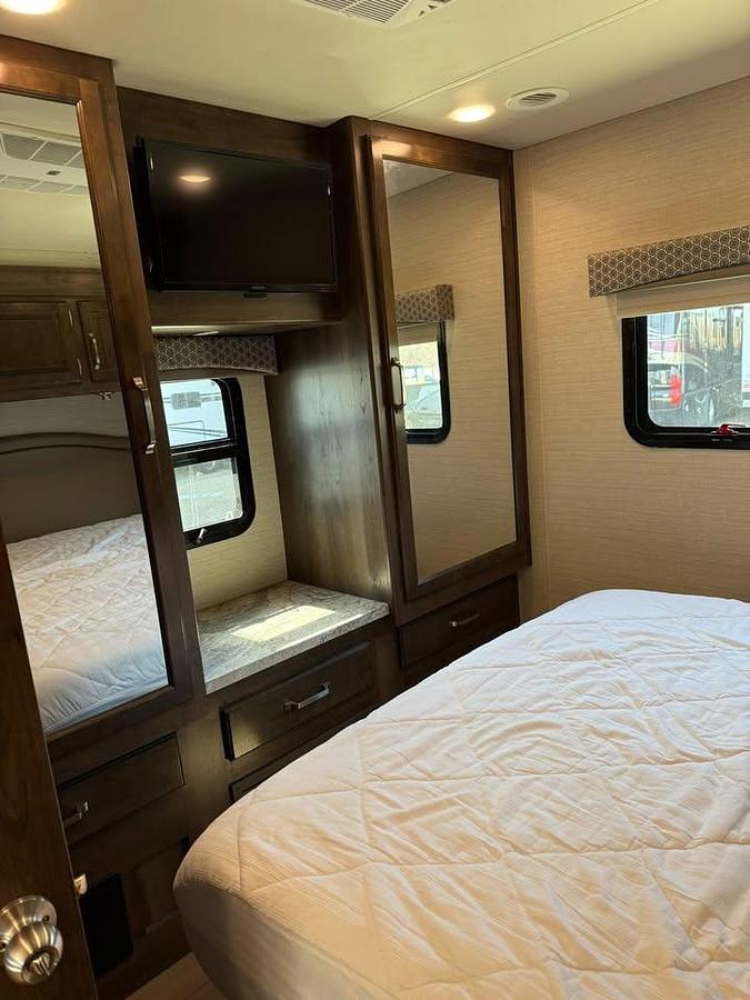Used 2018 Jayco Greyhawk 30X