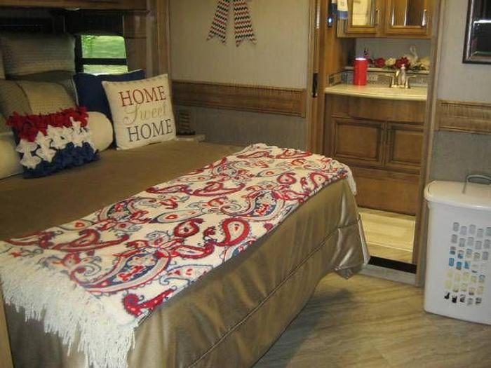 Used 2020 Fleetwood Pace Arrow LXE 38N