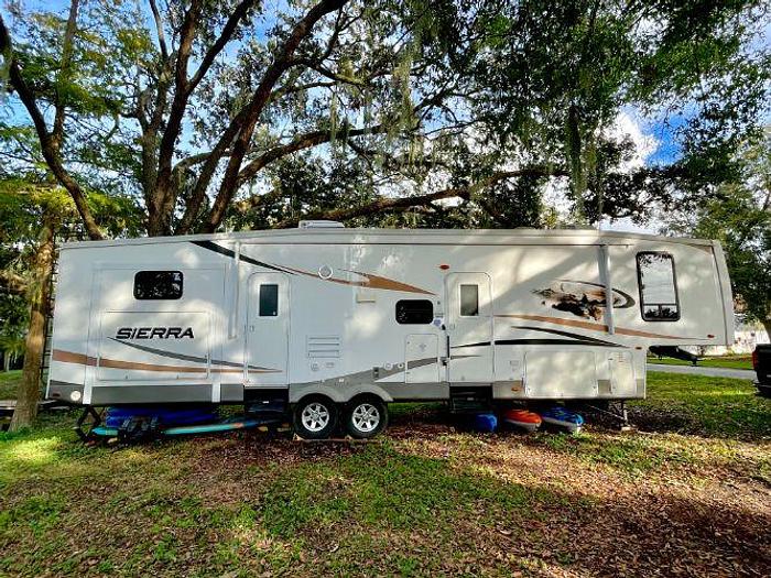 Used 2011 Forest River Sierra 355QBQ