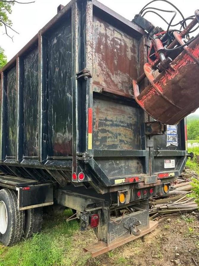 Used 2007 STERLING ACTERRA 8500 Grapple Truck