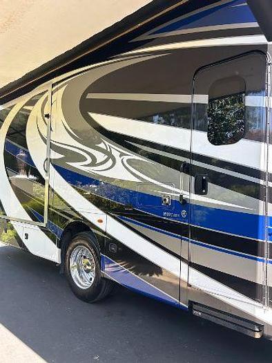 Used 2018 Thor Motor Coach Outlaw 37GP